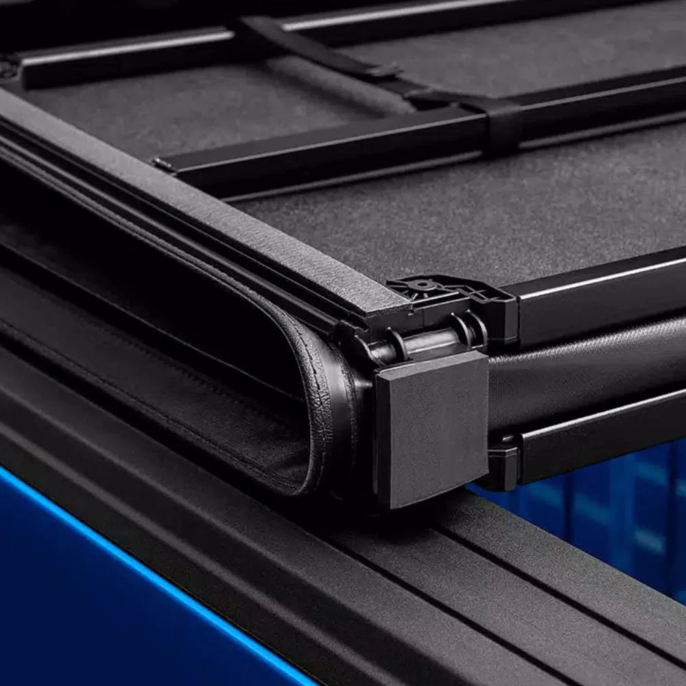 Hard Fold Tonneau Cover Tundra (2022+)