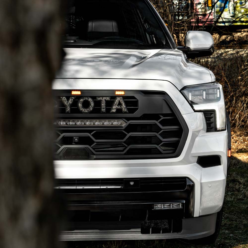 Pro Front Grille Sequoia (2023+)