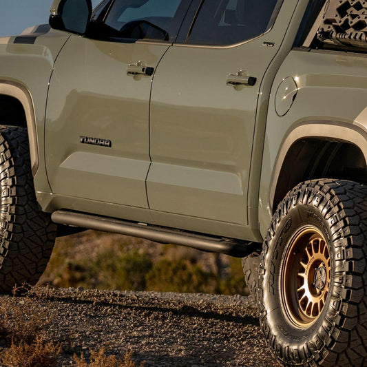 Summit Side Step Tundra (2022+)